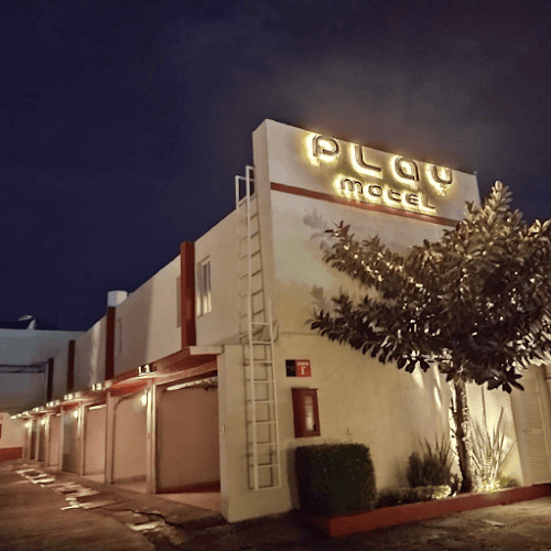 Play Motel